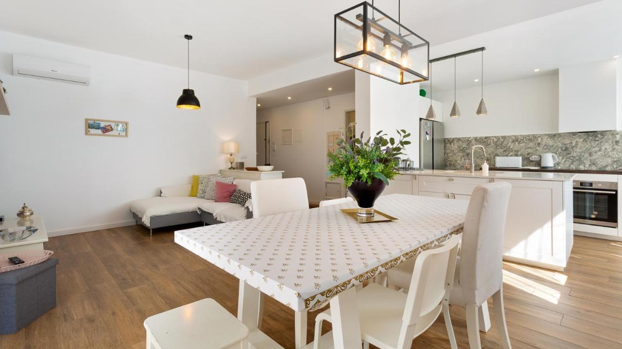 Faro Getaway W/ Big Balcony By Lovelystay Exterior foto